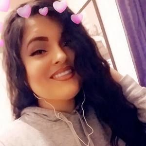 Meet your Posher, Rebecca